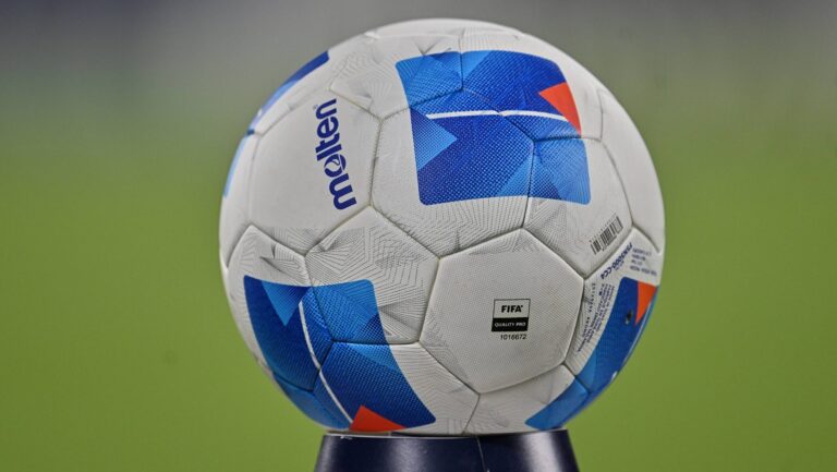 RECORD DATE NOT STATED Concacaf Champions Cup 2025 Pumas UNAM vs Vancouver Whitecaps - CFV Official Ball Moltenduring the Quarter Finals second leg match between Pumas UNAM and Vancouver Whitecaps as part of the CONCACAF Champions Cup 2025, at Olimpico Universitario Stadium on April 09, 2025 in Mexico City, Mexico. CIUDAD DE MEXICO CDMX MEXICO PUBLICATIONxNOTxINxMEXxCHNxRUS Copyright: xDavidxLeahx 20250409215404_CCC_2025_CFV_UNAM_VAN_BALL58
2025.04.10 Mexico City
pilka nozna , Puchar Mistrzow CONCACAF
Pumas UNAM - Vancouver Whitecaps
Foto IMAGO/PressFocus
!!! POLAND ONLY !!!