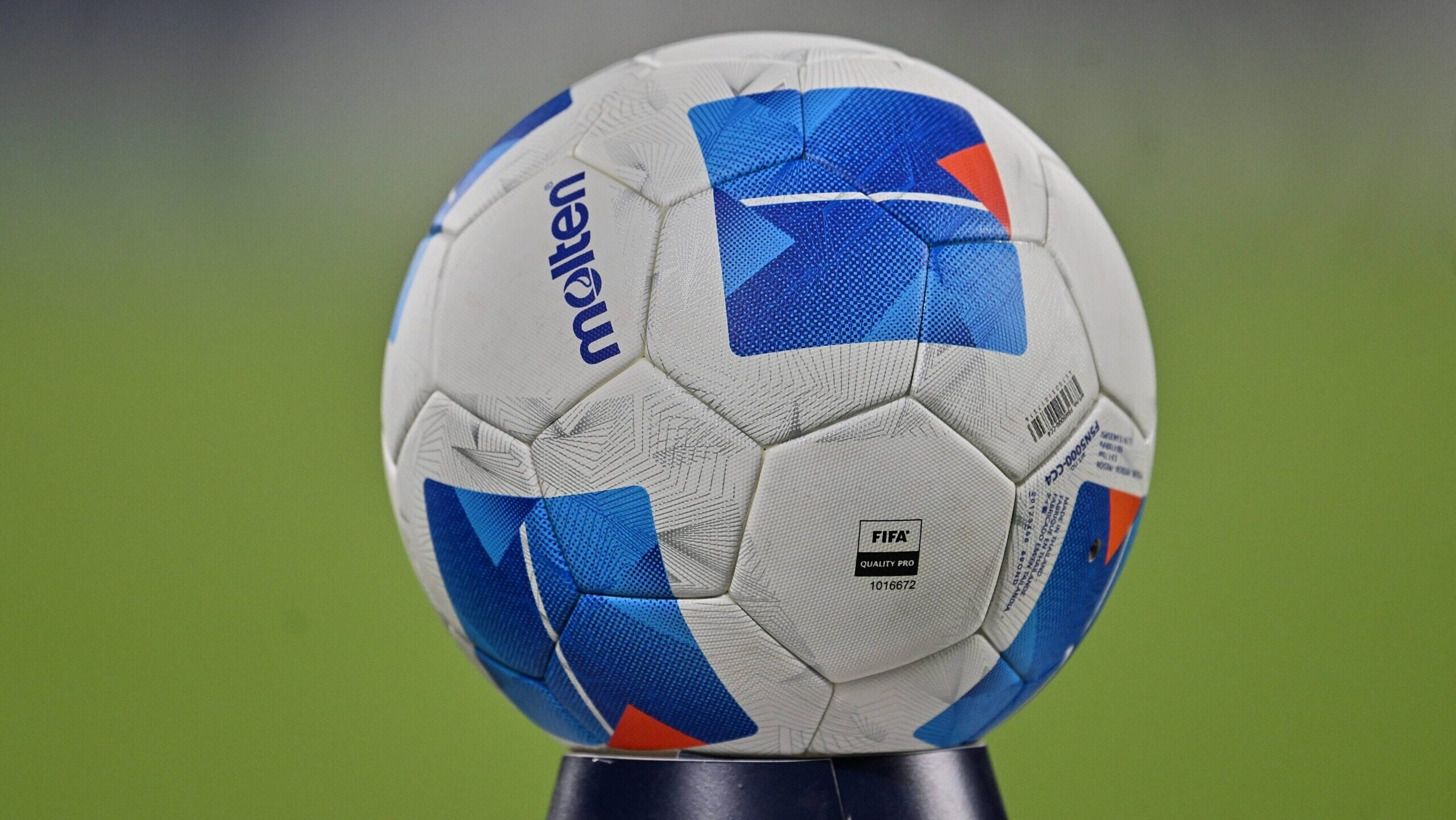 RECORD DATE NOT STATED Concacaf Champions Cup 2025 Pumas UNAM vs Vancouver Whitecaps - CFV Official Ball Moltenduring the Quarter Finals second leg match between Pumas UNAM and Vancouver Whitecaps as part of the CONCACAF Champions Cup 2025, at Olimpico Universitario Stadium on April 09, 2025 in Mexico City, Mexico. CIUDAD DE MEXICO CDMX MEXICO PUBLICATIONxNOTxINxMEXxCHNxRUS Copyright: xDavidxLeahx 20250409215404_CCC_2025_CFV_UNAM_VAN_BALL58
2025.04.10 Mexico City
pilka nozna , Puchar Mistrzow CONCACAF
Pumas UNAM - Vancouver Whitecaps
Foto IMAGO/PressFocus

!!! POLAND ONLY !!!