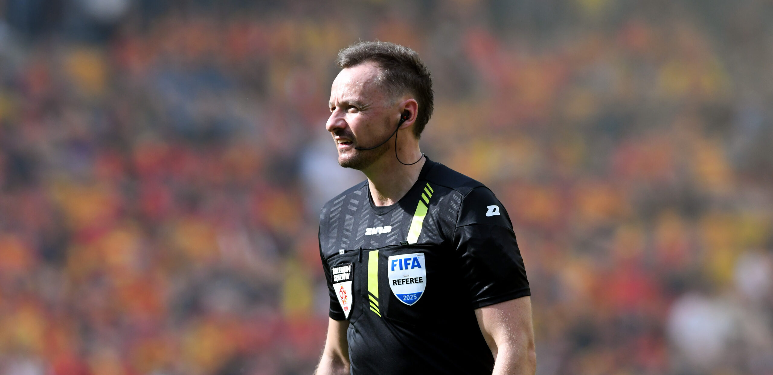 2025.04.21 Bialystok Pilka nozna PKO Ekstraklasa sezon 2024/2025 29. kolejka rozgrywek Jagiellonia Bialystok (zolto-czerwone) - Zaglebie Lubin N/z Pawel Raczkowski sedzia glowny spotkania arbiter referee Foto Michal Kosc / PressFocus
2025.04.21 Bialystok Football Polish PKO Ekstraklasa season 2024/2025 Jagiellonia Bialystok - Zaglebie Lubin Credit Michal Kosc / PressFocus