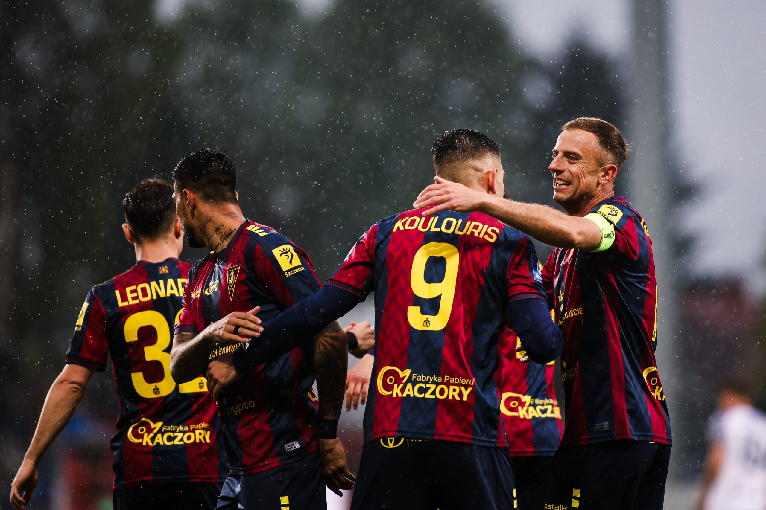 2025.04.25 Niepolomice
Pilka nozna PKO Ekstraklasa 2024/2025
Puszcza Niepolomice - Pogon Szczecin
N/z gol bramka radosc Efthymis Koulouris Kamil Grosicki
Foto Marta Badowska / PressFocus

2025.04.25 Niepolomice
Football Polish PKO Ekstraklasa Season 2024/2025
gol bramka radosc Efthymis Koulouris Kamil Grosicki
Credit: Marta Badowska / PressFocus