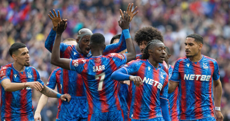 Crystal Palace FC v Aston Villa FC GOAL 1-0 Crystal Palace midfielder Eberechi Eze 10 scores and celebrates during the Crystal Palace FC v Aston Villa FC Emirates FA Cup Semi-Final Match at Wembley Stadium, London, United Kingdom on 26 April 2025 Credit: Ian Stephen/Every Second Media Editorial use only. All images are copyright Every Second Media Limited. No images may be reproduced without prior permission. All rights reserved. Premier League and Football League images are subject to licensing agreements with Football DataCo Limited. see https://www.football-dataco.com Copyright: xIMAGO/EveryxSecondxMediax ESM-1445-0121 IanxStephenx/xEveryxSecondxMediax
2025.04.26 Londyn
pilka nozna , Puchar Anglii
Crystal Palace - Aston Villa
Foto IMAGO/PressFocus

!!! POLAND ONLY !!!