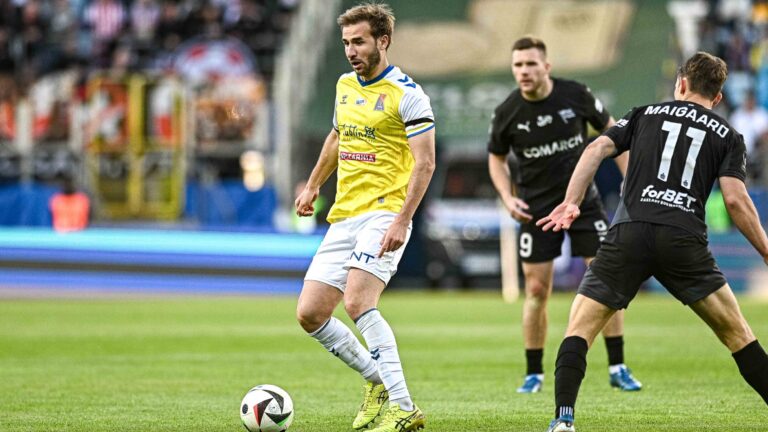 2025.04.26 Lublin Pilka Nozna PKO BP Ekstraklasa Sezon 2024/2025 Motor Lublin - Cracovia N/z Sergi Samper Foto Kacper Pacocha / PressFocus

2025.04.26 Lublin
Football Polish PKO BP Ekstraklasa League Season 2024/2025
Motor Lublin - Cracovia

Credit: Kacper Pacocha / PressFocus