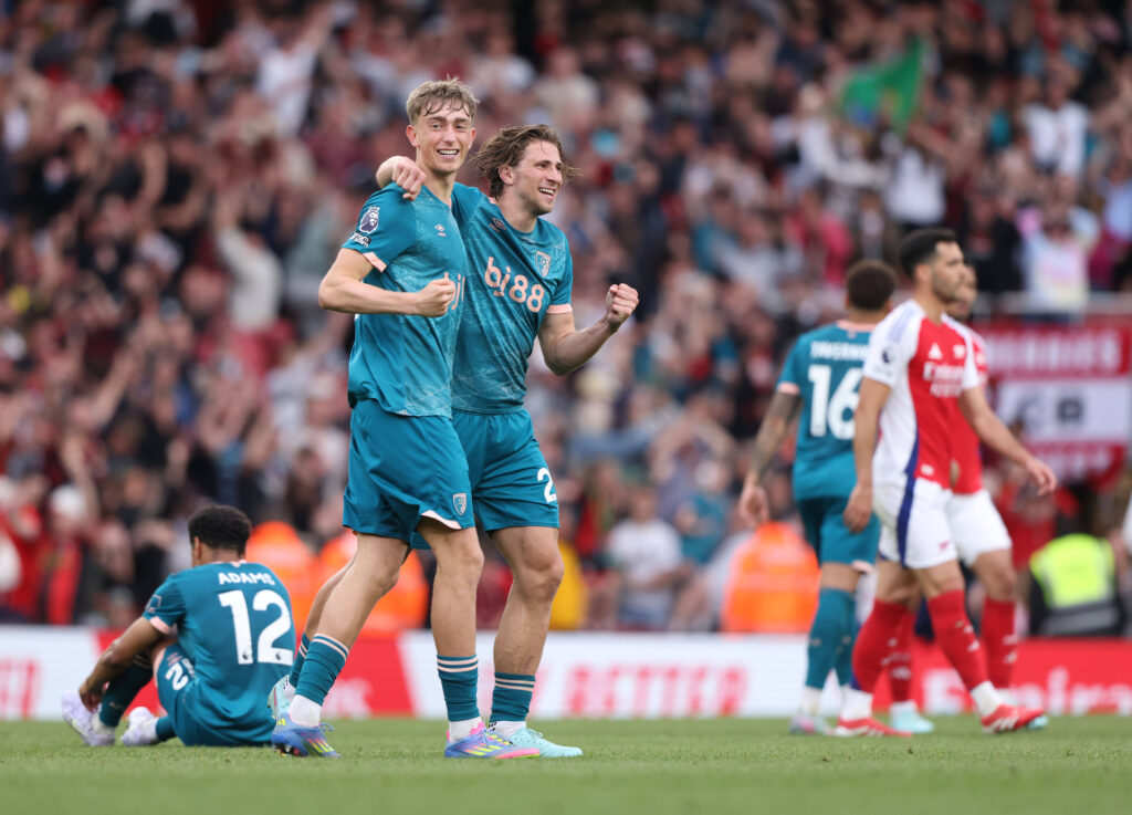 Dean Huijsen AFC B and Illya Zabarnyi AFC B celebrate at the end at the Arsenal v AFC Bournemouth EPL match, at the Emirates Stadium, London, UK on 3rd May, 2025. PUBLICATIONxNOTxINxUK
2025.05.03 Londyn
pilka nozna , liga angielska
Arsenal Londyn - AFC Bournemouth
Foto IMAGO/PressFocus

!!! POLAND ONLY !!!