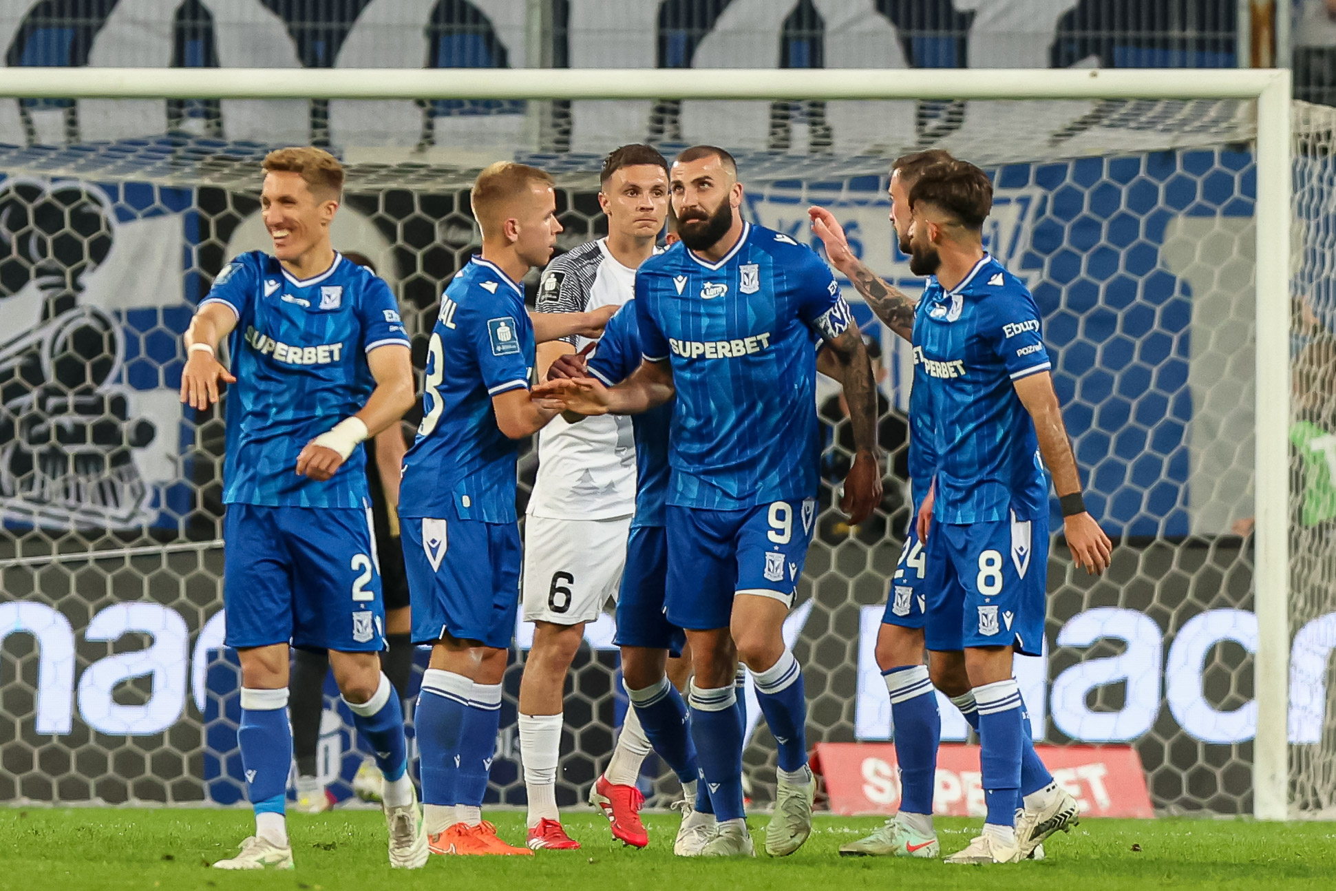2025.05.03 Poznan
Pilka nozna Ekstraklasa sezon 2024/2025
Lech Poznan - Puszcza Niepolomice
N/z Mikael Ishak gol radosc bramka
Foto Pawel Jaskolka / PressFocus

2025.05.03 Poznan
Football Polish Ekstraklasa season 2024/2025
Lech Poznan - Puszcza Niepolomice
Credit: Pawel Jaskolka / PressFocus