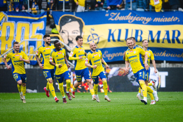 2025.05.04 Gdynia Pilka Nozna Betclic 1 liga sezon 2024/2025 Mecz Arka Gdynia - Bruk Bet Termalica Nieciecza N/z Szymon Sobczak gol bramka radosc Foto Piotr Matusewicz / PressFocus

2025.05.04 Gdynia
Football Polish first division season 2024/2025
Arka Gdynia - Bruk Bet Termalica Nieciecza
Szymon Sobczak gol bramka radosc
Credit: Piotr Matusewicz / PressFocus