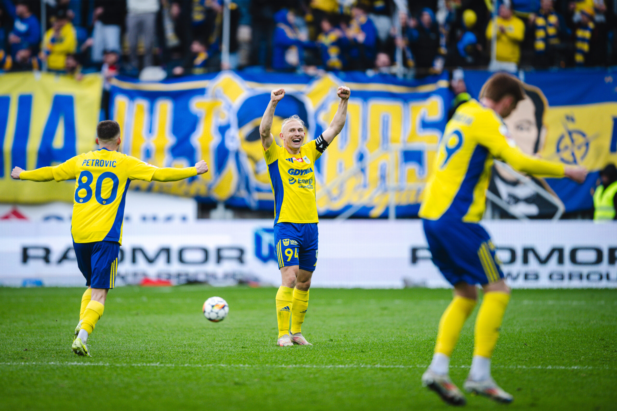 2025.05.04 Gdynia Pilka Nozna Betclic 1 liga sezon 2024/2025 Mecz Arka Gdynia - Bruk Bet Termalica Nieciecza N/z Dawid Gojny radosc awans Foto Piotr Matusewicz / PressFocus
2025.05.04 Gdynia
Football Polish first division season 2024/2025
Arka Gdynia - Bruk Bet Termalica Nieciecza
Dawid Gojny radosc awans
Credit: Piotr Matusewicz / PressFocus