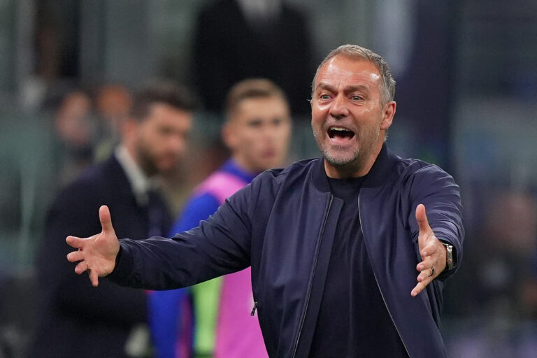 Barcelona’s head coach Hansi Flick during the Uefa Champions League soccer match between Inter and Barcelona at San Siro Stadium in Milan , North Italy - Tuesday May 06, 2025 . Sport - Soccer (Photo by Spada/LaPresse) (Photo by Spada/LaPresse/Sipa USA)
2025.05.06 Mediolan
pilka nozna liga mistrzow
Inter Mediolan - FC Barcelona
Foto LaPresse/SIPA USA/PressFocus
!!! POLAND ONLY !!!