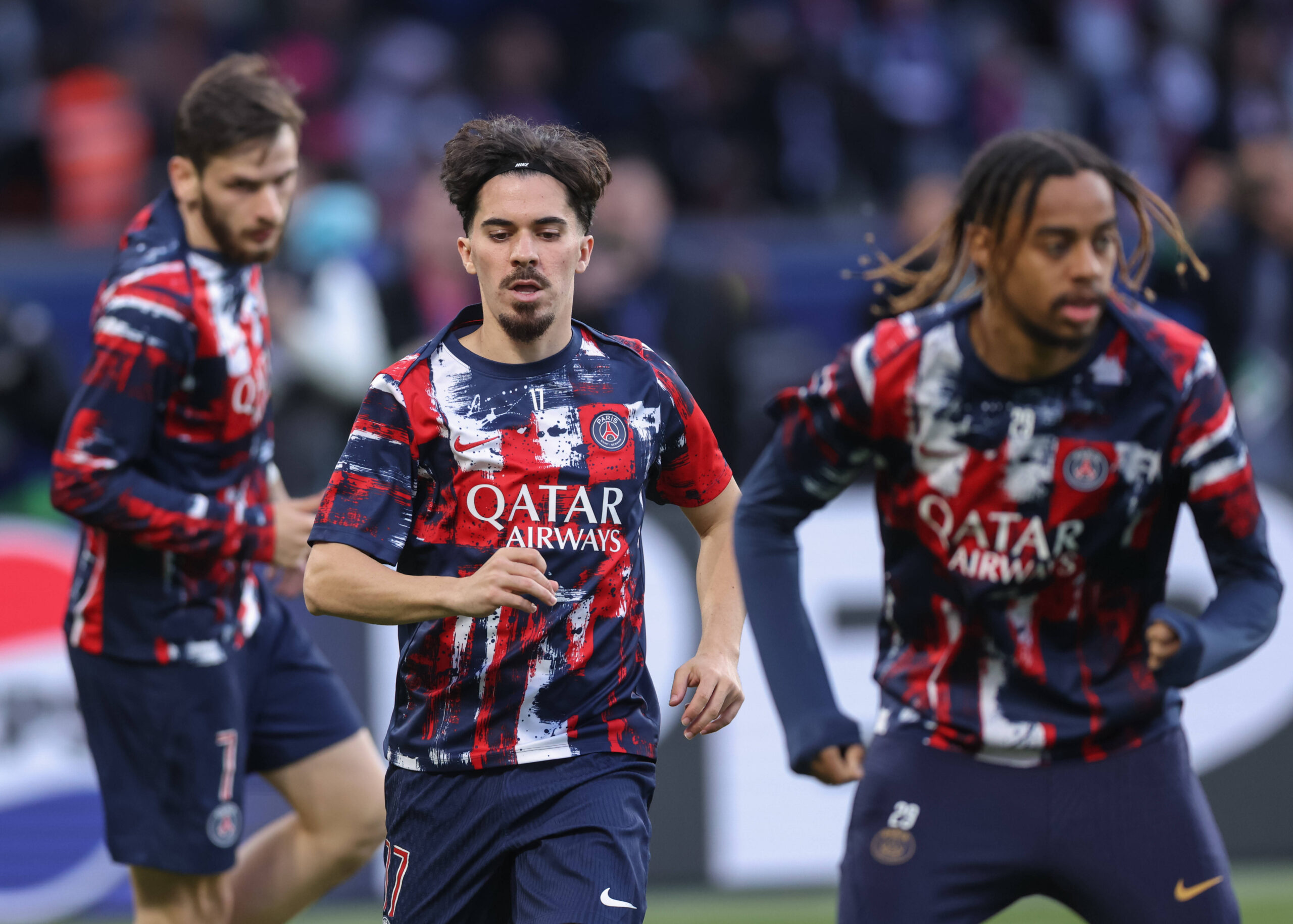 Paris, France, 7th May 2025. Vitinha of Paris Saint-Germain central warms up ahead of the Paris Saint Germain vs Arsenal UEFA Champions League match at Le Parc des Princes, Paris. Picture credit should read: David Klein / Sportimage EDITORIAL USE ONLY. No use with unauthorised audio, video, data, fixture lists, club/league logos or live services. Online in-match use limited to 120 images, no video emulation. No use in betting, games or single club/league/player publications. SPI_018_DK_PARIS_ST_GERMAIN_V_ARSENAL SPI-3913-0018
2025.05.07 Paryz
pilka nozna liga mistrzow
PSG - Arsenal Londyn
Foto IMAGO/PressFocus
!!! POLAND ONLY !!!