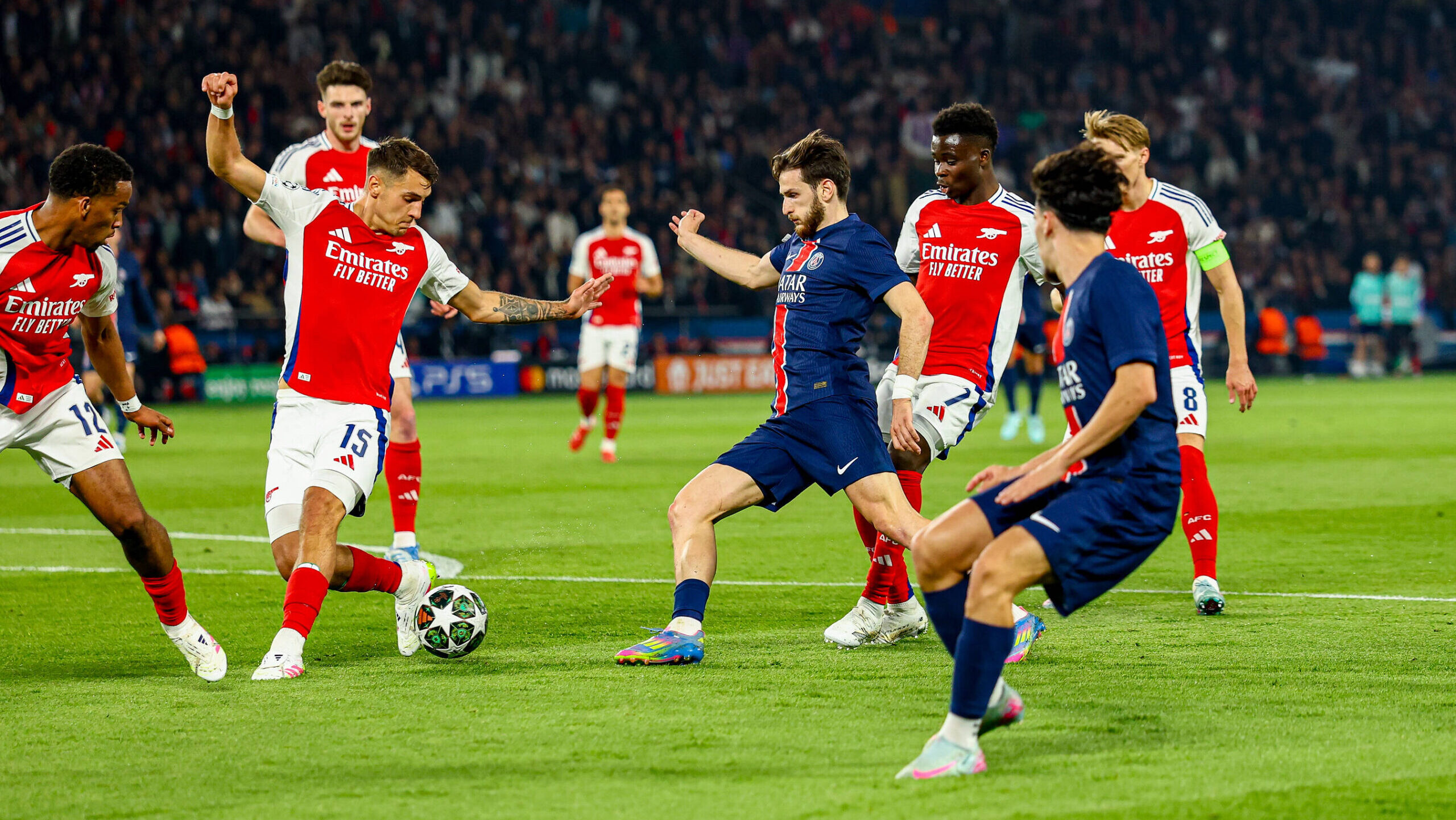 Paris Saint-Germain v Arsenal Champions League 07/05/2025. Semi-Final Khvicha Kvaratskhelia 7 of Paris Saint-Germain shoots towards the goal during the Champions League semi final match between Paris Saint-Germain and Arsenal at Parc des Princes, Paris, France on 7 May 2025. Editorial use only , Copyright: xNigelxKeenex PSI-22025-0035
2025.05.07 Paryz
pilka nozna liga mistrzow
PSG - Arsenal Londyn
Foto IMAGO/PressFocus
!!! POLAND ONLY !!!