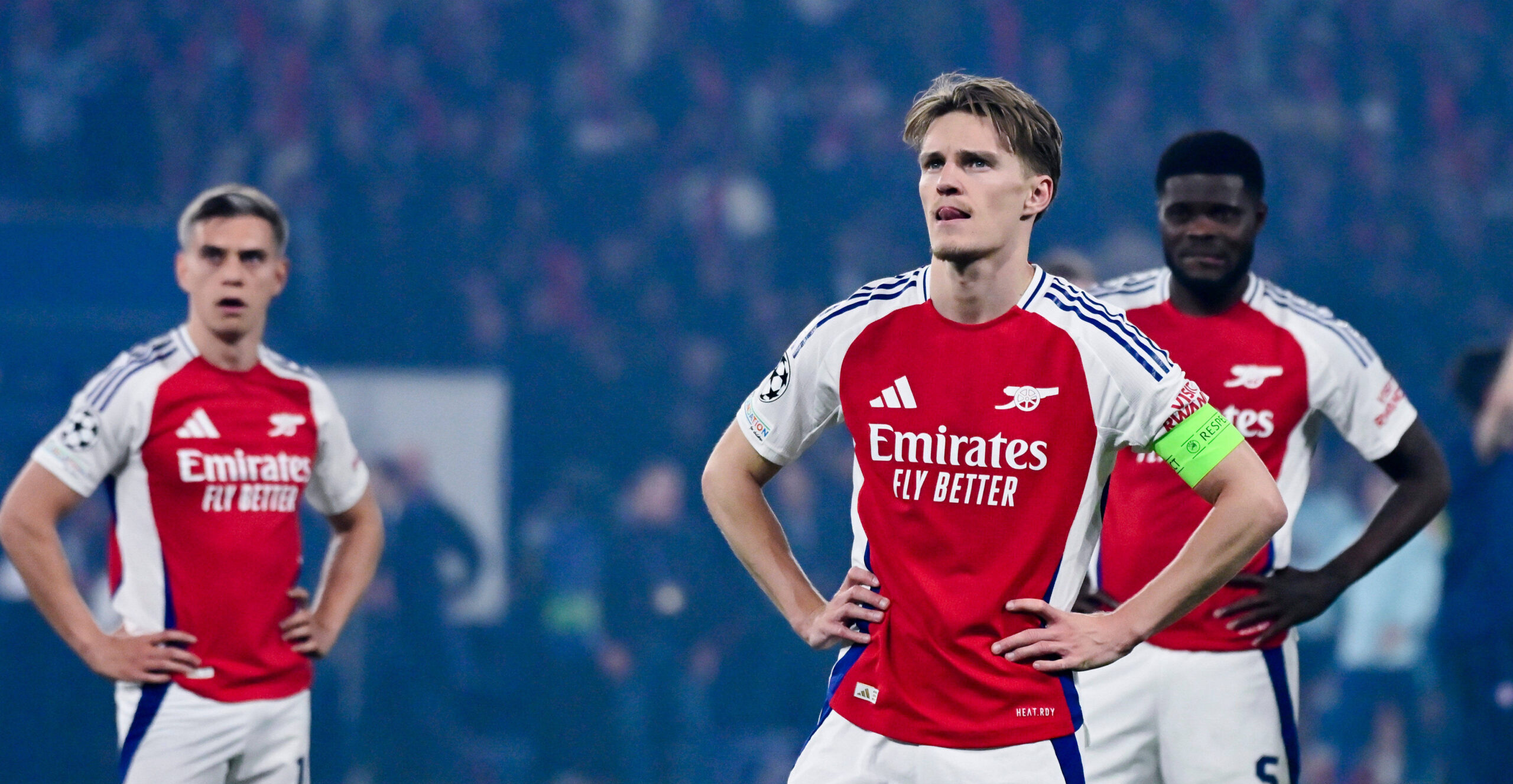 Martin Odegaard ( 8 - Arsenal FC ) and Arsenal FC players look dejected following the UEFA Champions League match between Paris Saint Germain and Arsenal FC at Parc Des Princes on May 07 , 2025 in Paris, France. ( Photo by Dante Badano / PsnewZ ) - - Photo :   / Dante Badano / PsnewZ / SIPA /00308722_0058//Credit:PSNEWZ/SIPA/2505080045
2025.05.07 Paryz
pilka nozna liga mistrzow
PSG - Arsenal Londyn
Foto PSNEWZ/SIPA/PressFocus

!!! POLAND ONLY !!!