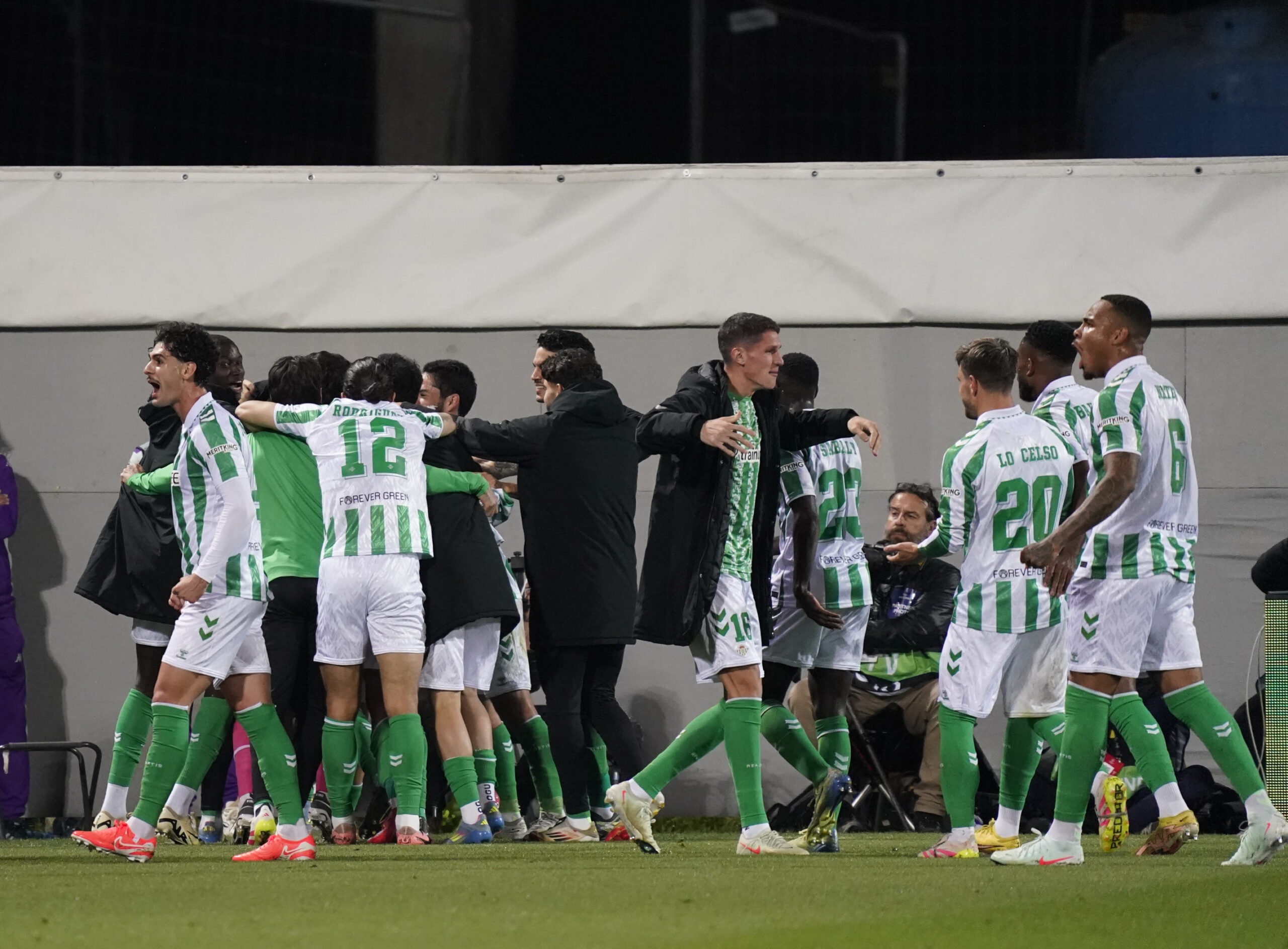 Betis’ players celebrations after the goal of 0-1 during the UEFA Conference League soccer match between Fiorentina and Betis at Artemio Franchi stadium in Florence, Italy - Thursday, May 08, 2025. (Photo by Marco Bucco/LaPresse )
 (Photo by Marco Bucco/La Presse/Sipa USA)
2025.05.08 Florencja
pilka nozna liga konferencji
ACF Fiorentina - Real Betis Sewilla
Foto LaPresse/SIPA USA/PressFocus

!!! POLAND ONLY !!!