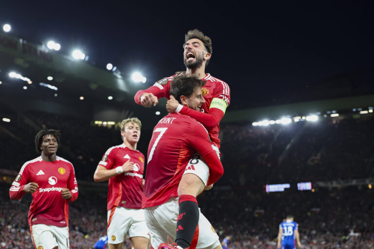 Manchester United, ManU FC v Athletic Club Bilbao Manchester United midfielder Mason Mount 7 scores a GOAL 1-1 and celebrates with Manchester United midfielder Bruno Fernandes 8 during the Manchester United FC v Athletic Club Bilbao UEFA Europa League Semi-Final 2nd leg match at Old Trafford, Manchester, England, United Kingdom on 8 May 2025 Credit: Phil Duncan/Every Second Media Editorial use only. All images are copyright Every Second Media Limited. No images may be reproduced without prior permission. Copyright: xIMAGO/EveryxSecondxMediax ESM-1472-0072 PhilxDuncanx/xEveryxSecondxMediax
2025.05.08 Manchester
pilka nozna , Liga Europy
Manchester United - Athletic Bilbao
Foto IMAGO/PressFocus

!!! POLAND ONLY !!!