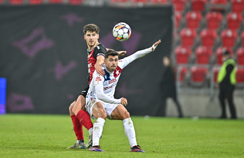 2025.05.09 Tychy
Pilka nozna Betclic 1 Liga sezon 2024/2025
GKS Tychy - Wisla Krakow
N/z Jakub Teclaw Angel Baena
Foto Lukasz Sobala / PressFocus

2025.05.09 Tychy
Football Polish First League season 2024/2025
GKS Tychy - Wisla Krakow
Jakub Teclaw Angel Baena
Credit: Lukasz Sobala / PressFocus