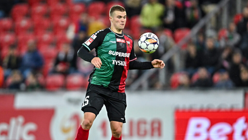 2025.05.09 Tychy
Pilka nozna Betclic 1 Liga sezon 2024/2025
GKS Tychy - Wisla Krakow
N/z Jakub Bieronski
Foto Lukasz Sobala / PressFocus

2025.05.09 Tychy
Football Polish First League season 2024/2025
GKS Tychy - Wisla Krakow
Jakub Bieronski
Credit: Lukasz Sobala / PressFocus