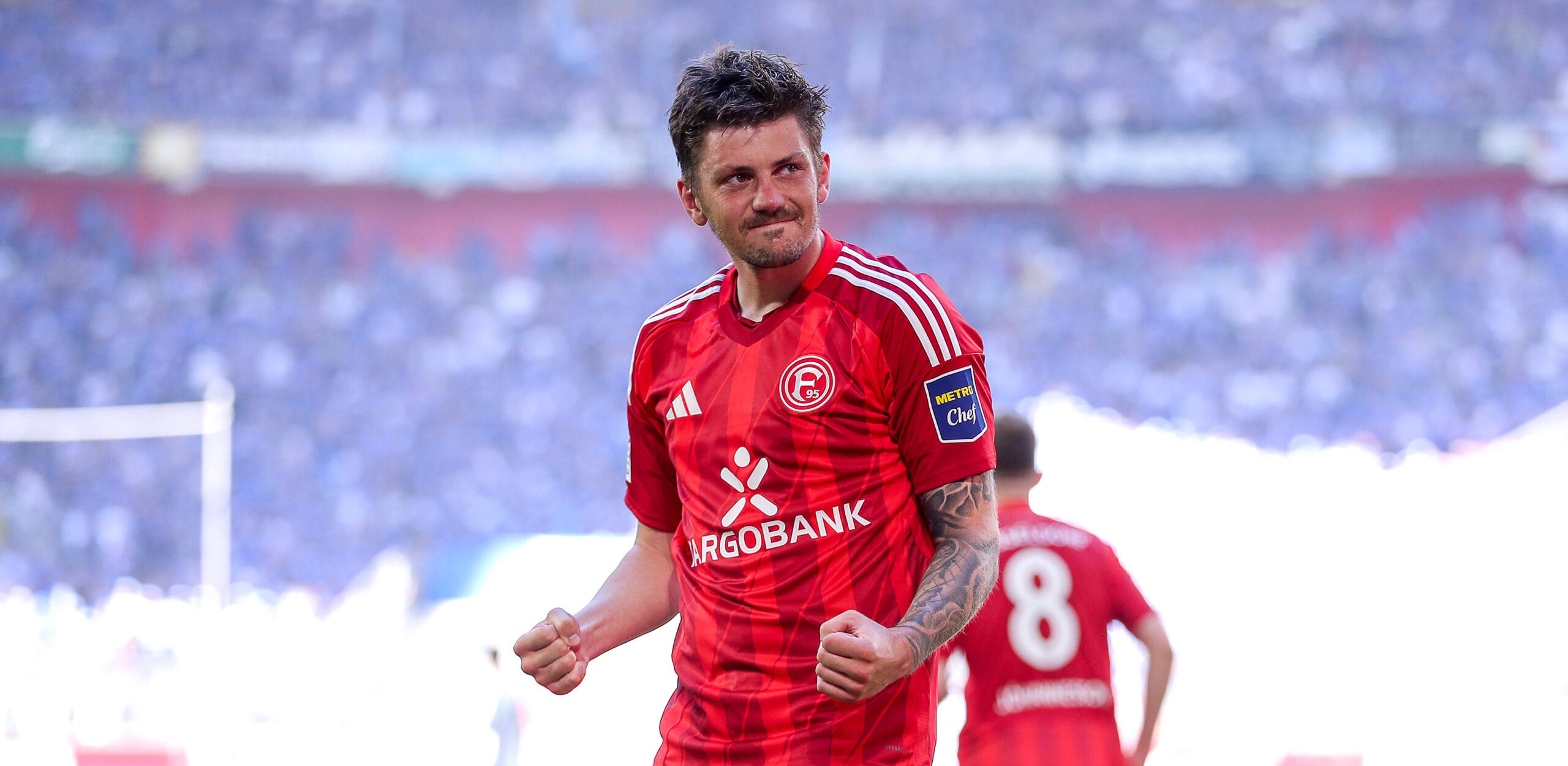 10.05.2025, Fussball, Fortuna Dusseldorf - FC Schalke 04, 2. Fussball Bundesliga, Merkur Spiel-Arena, Saison 2024 2025: Torjubel nach dem Tor zum 1:0 durch Torschutze Dawid Kownacki Fortuna Duesseldorf 24 DFB regulations prohibit any use of photographs as image sequences and or quasi-video. Nordrhein-Westfalen Deutschland *** 10 05 2025, Football, Fortuna Dusseldorf FC Schalke 04, 2 Fussball Bundesliga, Merkur Spiel Arena, Saison 2024 2025 Goal celebration after the goal to 1 0 by scorer Dawid Kownacki Fortuna Duesseldorf 24 DFB regulations prohibit any use of photographs as image sequences and or quasi video Nordrhein Westfalen Germany
2025.05.10 Duesseldorf
pilka nozna , 2. liga niemiecka
Fortuna Duesseldorf - FC Schalke 04 Gelsenkirchen
Foto IMAGO/PressFocus

!!! POLAND ONLY !!!