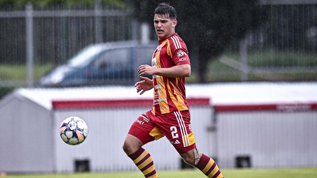 2025.05.10 Pulawy Pilka Nozna Betclic 2 liga sezon 2024/2025 Mecz Wisla Pulawy - Chojniczanka Chojnice N/z Mateusz Bakowicz Foto Kacper Pacocha / PressFocus

2025.05.10 Pulawy
Football Polish second division season 2024/2025
Wisla Pulawy - Chojniczanka Chojnice

Credit: Kacper Pacocha / PressFocus
