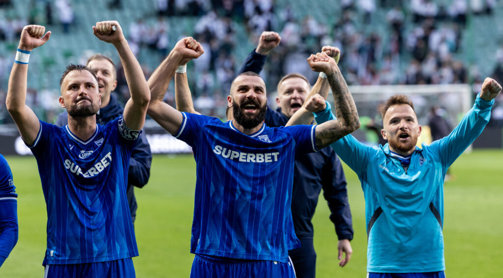 2025.05.11 Poznan
pilka nozna PKO Ekstraklasa sezon 2024/2025
Legia Warszawa - Lech Poznan
N/z Antonio Milic (Lech), Mikael Ishak (Lech), Dino Hotic (Lech), radosc
Foto Tomasz Jastrzebowski / Foto Olimpik / PressFocus

2025.05.11 Poznan
Football - Polish PKO Ekstraklasa season 2024/2025
Legia Warszawa - Lech Poznan
Antonio Milic (Lech), Mikael Ishak (Lech), Dino Hotic (Lech), radosc
Credit: Tomasz Jastrzebowski / Foto Olimpik / PressFocus