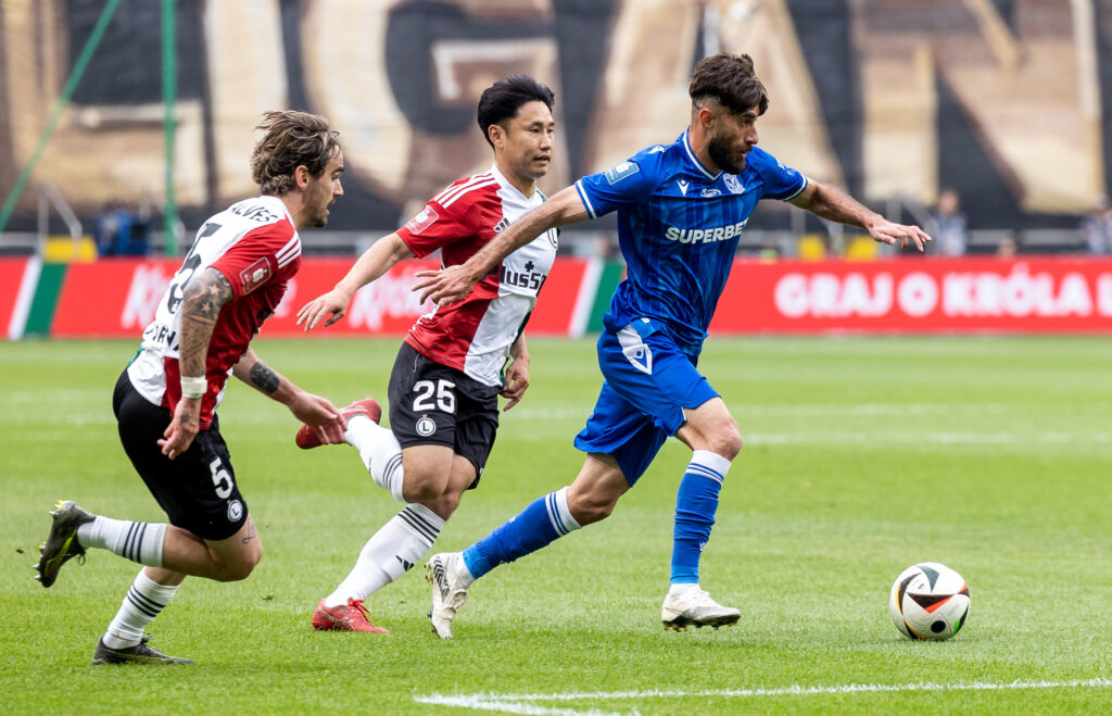 2025.05.11 Poznan
pilka nozna PKO Ekstraklasa sezon 2024/2025
Legia Warszawa - Lech Poznan
N/z Claude Goncalves (Legia), Ryoya Morishita (Legia), Ali Gholizadeh (Lech)
Foto Tomasz Jastrzebowski / Foto Olimpik / PressFocus

2025.05.11 Poznan
Football - Polish PKO Ekstraklasa season 2024/2025
Legia Warszawa - Lech Poznan
Claude Goncalves (Legia), Ryoya Morishita (Legia), Ali Gholizadeh (Lech)
Credit: Tomasz Jastrzebowski / Foto Olimpik / PressFocus