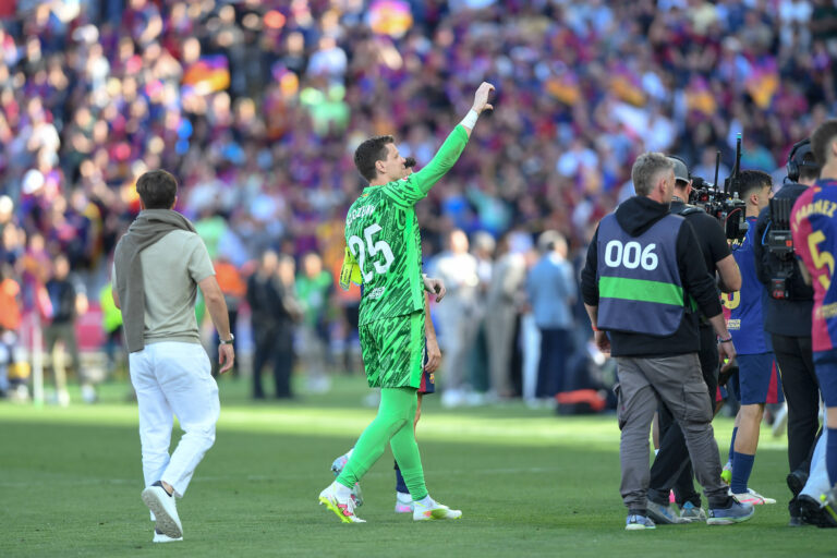 FC Barcelona, Barca v REAL MADRID OLIMPIC STADIUM LLUIS COMPANYS. MONTJUIC,BARCELONA. May 11, 2025 FC BARCELONA vs REAL MADRID May 11 ,2025 Wojciech Szczesny 25 goalkeeper of FC Barcelona celebrates at the end of the match between FC Barcelona and Real Madrid corresponding to the thirty five day of La Liga EA Sports at at Olimpic Stadium Lluis Companys of Montjuic in Barcelona, Spain. Barcelona ESP Copyright: xS.xRosx
2025.05.11 Barcelona
pilka nozna , liga hiszpanska
FC Barcelona - Real Madryt
Foto IMAGO/PressFocus
!!! POLAND ONLY !!!