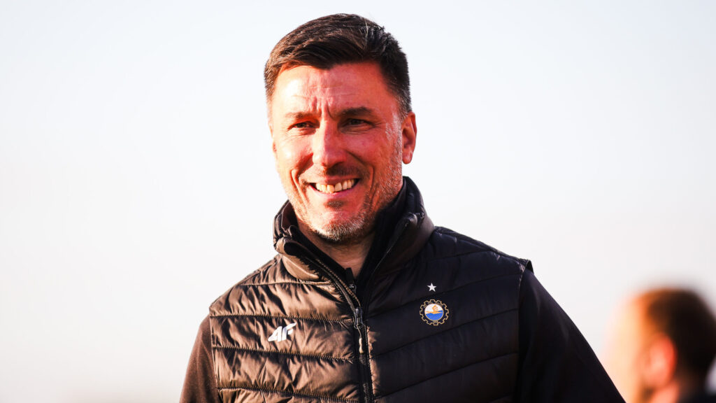 2025.05.12 Niepolomice
Pilka nozna PKO Ekstraklasa 2024/2025
Puszcza Niepolomice - Stal Mielec
N/z Ivan Djurdjevic
Foto Marta Badowska / PressFocus

2025.05.12 Niepolomice
Football Polish PKO Ekstraklasa Season 2024/2025
Ivan Djurdjevic
Credit: Marta Badowska / PressFocus