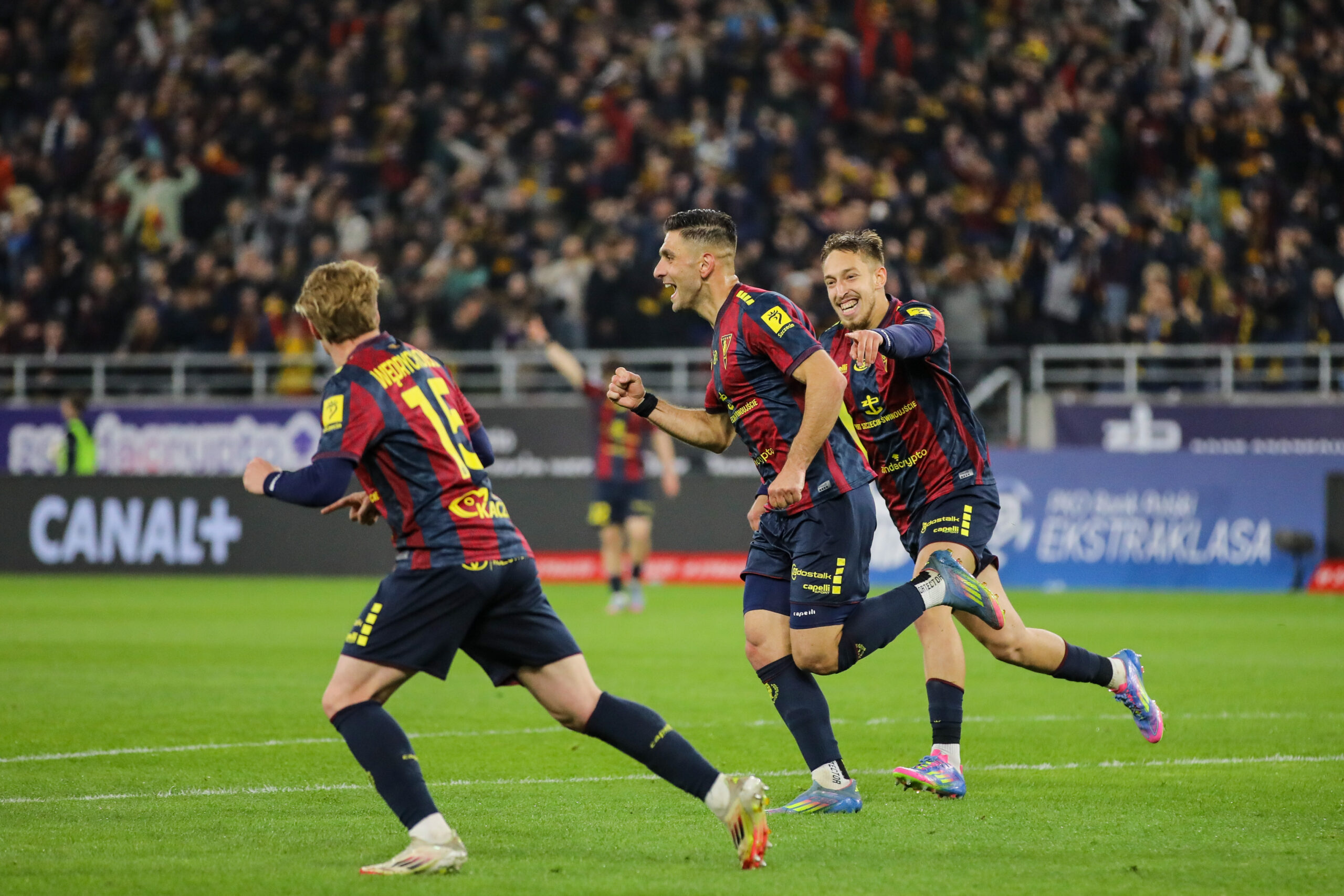 2025.05.14 Szczecin
Pilka nozna PKO Ekstraklasa sezon 2024/2025
Pogon Szczecin - Motor Lublin
N/z Bramka gol radosc Efthymios Koulouris
Foto PressFocus

2025.05.14 Szczecin
Football Polish League PKO Ekstraklasa season 2024/2025
Pogon Szczecin - Motor Lublin
Bramka gol radosc Efthymios Koulouris
Credit: PressFocus