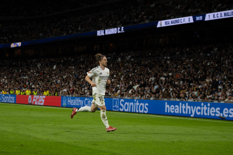 Real Madrid&#039;s Luka Modric seen in action during the EA SPORTS LaLiga match between Real Madrid and Real Mallorca at the Santiago Bernabeu Stadium. Final score  Real Madrid 2 : 1 Real Mallorca (Photo by David Canales / SOPA Images/Sipa USA)
2025.05.14 Madryt
pilka nozna liga hiszpanska
Real Madryt - RCD Mallorca
Foto SOPA Images/SIPA USA/PressFocus

!!! POLAND ONLY !!!