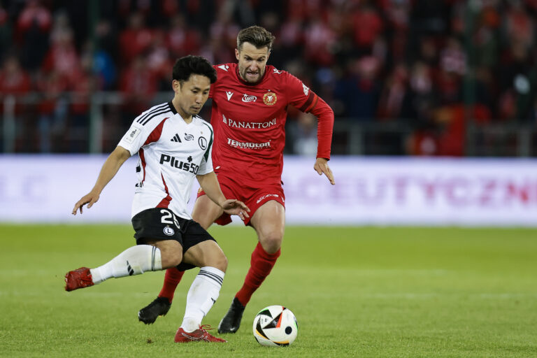2025.05.15 Lodz 
pilka nozna PKO Ekstraklasa sezon 2024/2025 
Widzew Lodz - Legia Warszawa
N/z Marek Hanousek Ryoya Morishita
Foto Artur Kraszewski / PressFocus 

2025.05.15 Lodz 
Football - Polish PKO Ekstraklasa season 2024/2025 
Widzew Lodz - Legia Warszawa
Marek Hanousek Ryoya Morishita
Credit: Artur Kraszewski / PressFocus