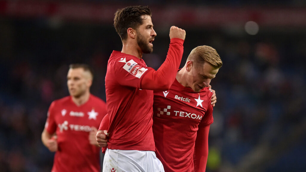 2025.05.16 Krakow
Pilka nozna , Betclic I liga , sezon 2024/25
Wisla Krakow - Stal Stalowa Wola
N/z Pilkarze Wisly, radosc po bramce na 1-0 gol, bramka, Marc Carbo, Rafal Mikulec
Foto Krzysztof Porebski / PressFocus

2025.05.16 Krakow
Football , Polish league, second level , 2024/2025 season
Wisla Krakow - Stal Stalowa Wola
Pilkarze Wisly, radosc po bramce na 1-0 gol, bramka, Marc Carbo, Rafal Mikulec
Credit: Krzysztof Porebski / PressFocus