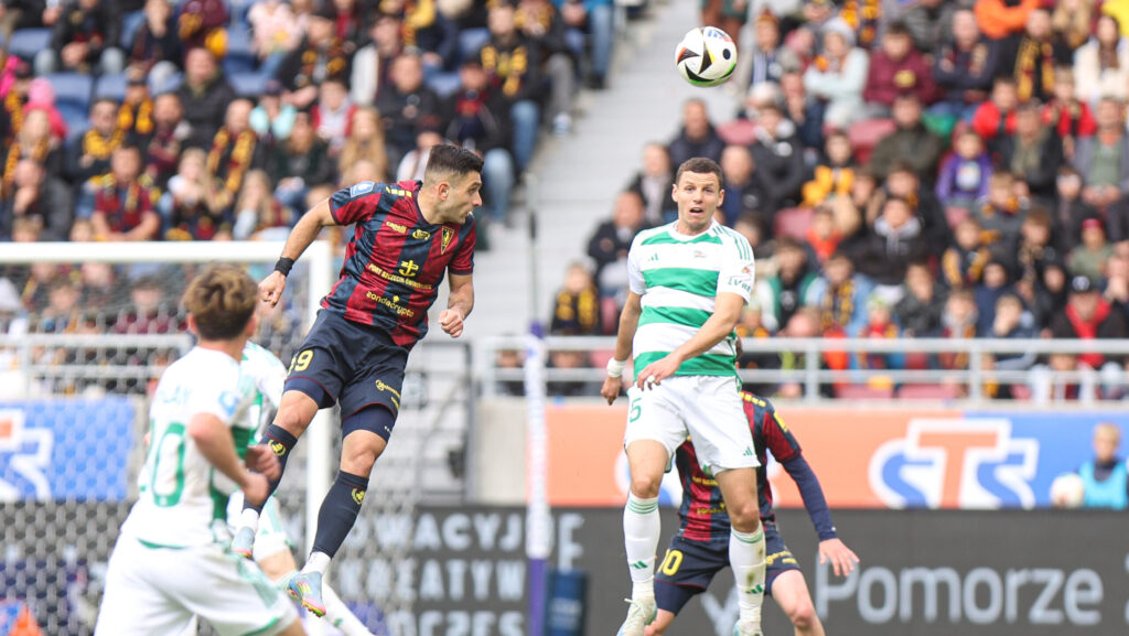 2025.05.17 Szczecin
pilka nozna PKO Ekstraklasa sezon 2024/2025
Pogon Szczecin - Lechia Gdansk
N/z Efthymios Koulouris Ivan Zhelizko
Foto Szymon Gorski / PressFocus

2025.05.17 Szczecin
Football - Polish PKO Ekstraklasa season 2024/2025
Pogon Szczecin - Lechia Gdansk
Efthymios Koulouris Ivan Zhelizko
Credit: Szymon Gorski / PressFocus