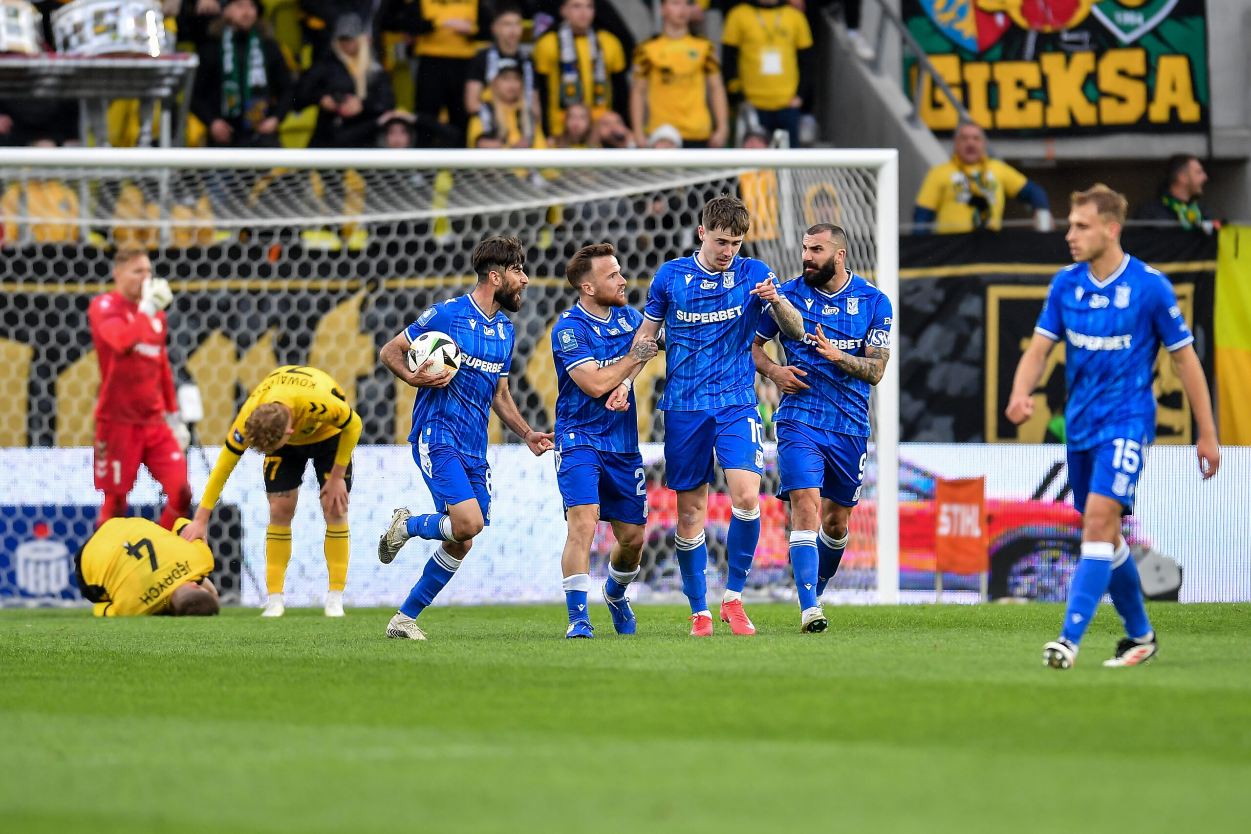 2025.05.18 Katowice
Pilka nozna PKO Ekstraklasa sezon 2024/2025
GKS Katowice - Lech Poznan
N/z Patrik Walemark radosc gol
Foto Mateusz Sobczak / PressFocus
2025.05.18 Katowice
Football Polish League PKO Ekstraklasa season 2024/2025
GKS Katowice - Lech Poznan
Patrik Walemark radosc gol
Credit: Mateusz Sobczak / PressFocus