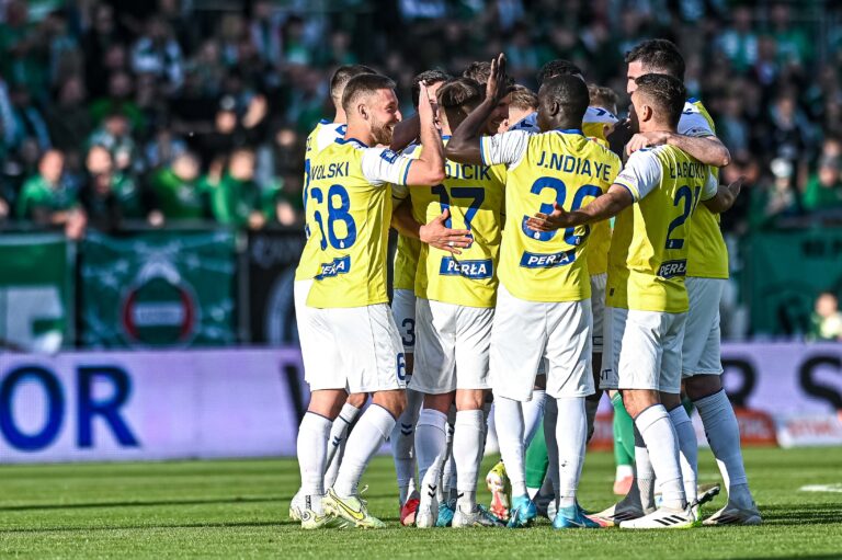 2025.05.24 Radom Pilka Nozna PKO BP Ekstraklasa Sezon 2024/2025 Radomiak Radom - Motor Lublin N/z Pilkarze Motoru radosc gol Samuel Mraz Foto Kacper Pacocha / PressFocus

2025.05.24 Radom
Football Polish PKO BP Ekstraklasa League Season 2024/2025
Radomiak Radom - Motor Lublin

Credit: Kacper Pacocha / PressFocus