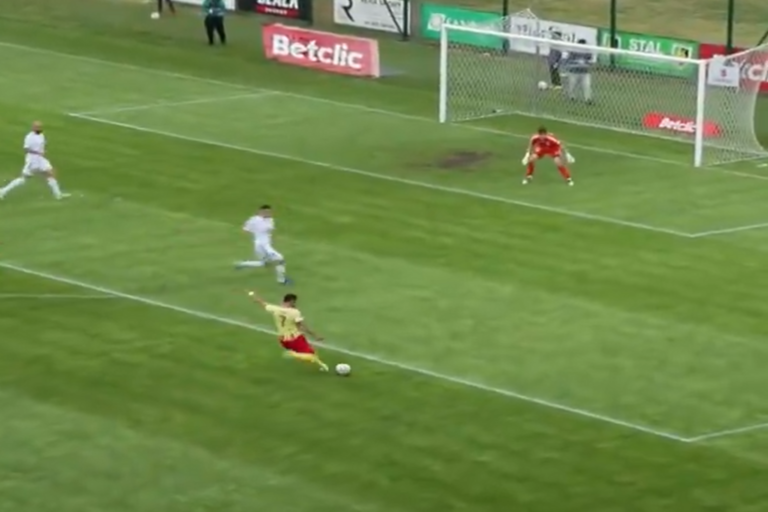 Co za strzał! Piękna bramka na start  kolejki w Betclic 1. Lidze! [WIDEO]