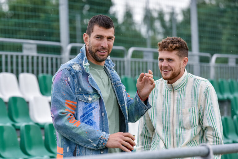 2023.06..24 Uruszulin, Ksiazenice
pilka nozna, sparing
Legia Warszawa - Lechia Gdansk 
N/z Dusan Kuciak, Joel Abu Hanna
Foto Wojciech Dobrzynski / Legionisci.com / PressFocus

2023.06..24 Uruszulin, Ksiazenice
football, friendly game
Legia Warszawa - Lechia Gdansk 
Dusan Kuciak, Joel Abu Hanna
Credit: Wojciech Dobrzynski / Legionisci.com / PressFocus