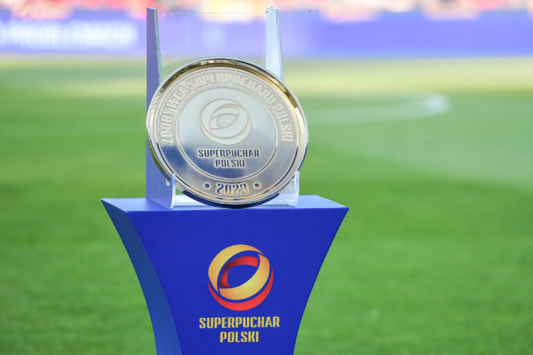 2023.07.15 Czestochowa
Pilka nozna Superpuchar Polski Sezon 2023
Rakow Czestochowa - Legia Warszawa
N/z trofeum, superpuchar polski
Foto Marcin Bulanda / PressFocus

2023.07.15 Czestochowa
Football Polish Super Cup Season 2023
Rakow Czestochowa - Legia Warszawa
trofeum, superpuchar polski
Credit: Marcin Bulanda / PressFocus