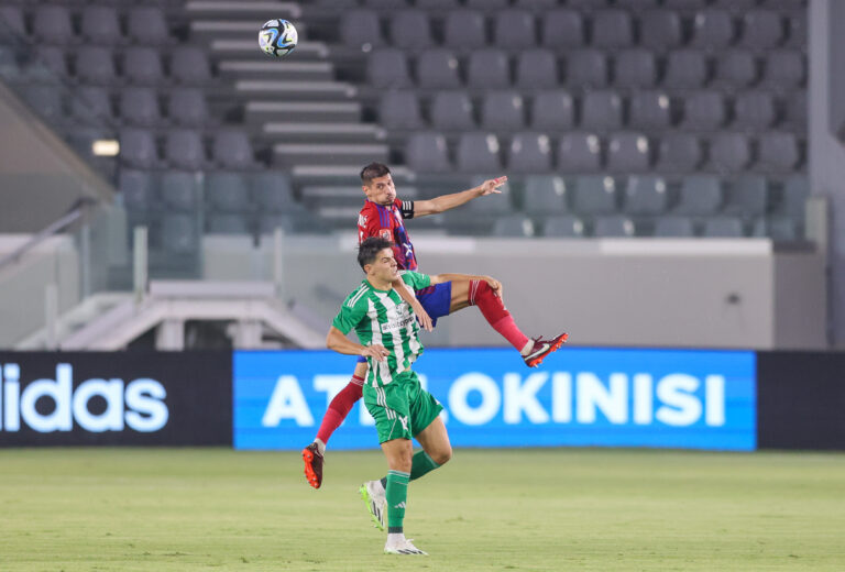2023.08.15 Limassol
Pilka nozna III runda eliminacji Ligi Mistrzow UEFA Liga Mistrzow 2023/2024
Aris Lemessou - Rakow Czestochowa
N/z Zoran Arsenic Mariusz Stepinski
Foto Grzegorz Misiak / PressFocus
2023.08.15 Limassol
Football UEFA Champions League 2023/2024 Third Qualifying Round
Rakow Czestochowa - Aris Lemessou
Zoran Arsenic Mariusz Stepinski
Credit: Grzegorz Misiak / PressFocus