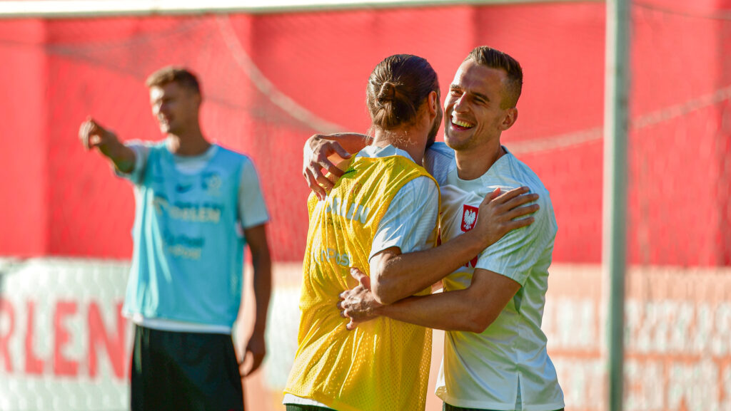 05.09.2023 Warszawa Pilka nozna Reprezentacja Polski Trening Grzegorz Krychowiak Arkadiusz Milik Foto Pawel Bejnarowicz / PressFocus 05.09.2023 Warsaw Football Grzegorz Krychowiak Arkadiusz Milik Polish National Training Credit Pawel Bejnarowicz / PressFocus