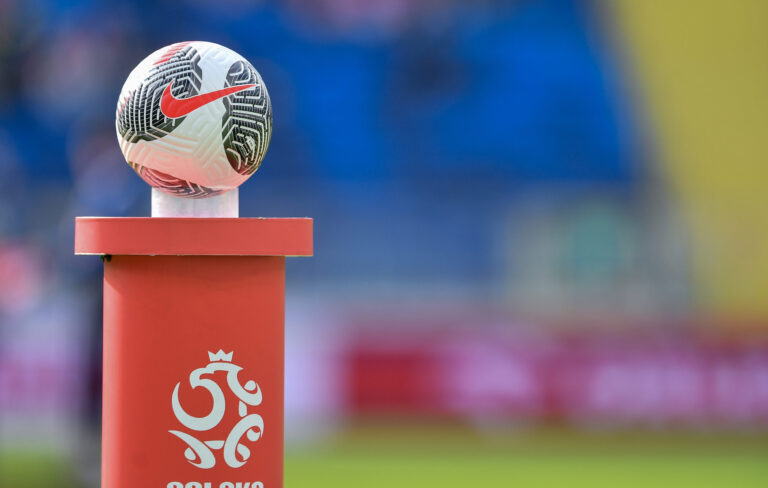 26.03.2024 Chorzow
Pilka nozna Eliminacje do Mistrzostw Europy U21 UEFA Slowacja 2025
Polska U21 - Bulgaria U21
n/z Widok ogolny pilka meczowa Nike ilustracyjne PZPN
Foto Mateusz Sobczak / PressFocus

26.03.2024 Chorzow 
Football Qualifying round for UEFA Under 21 Championship Slovakia 2025
Poland U21 - Bulgaria U21
Widok ogolny pilka meczowa Nike ilustracyjne PZPN
Credit Mateusz Sobczak / PressFocus