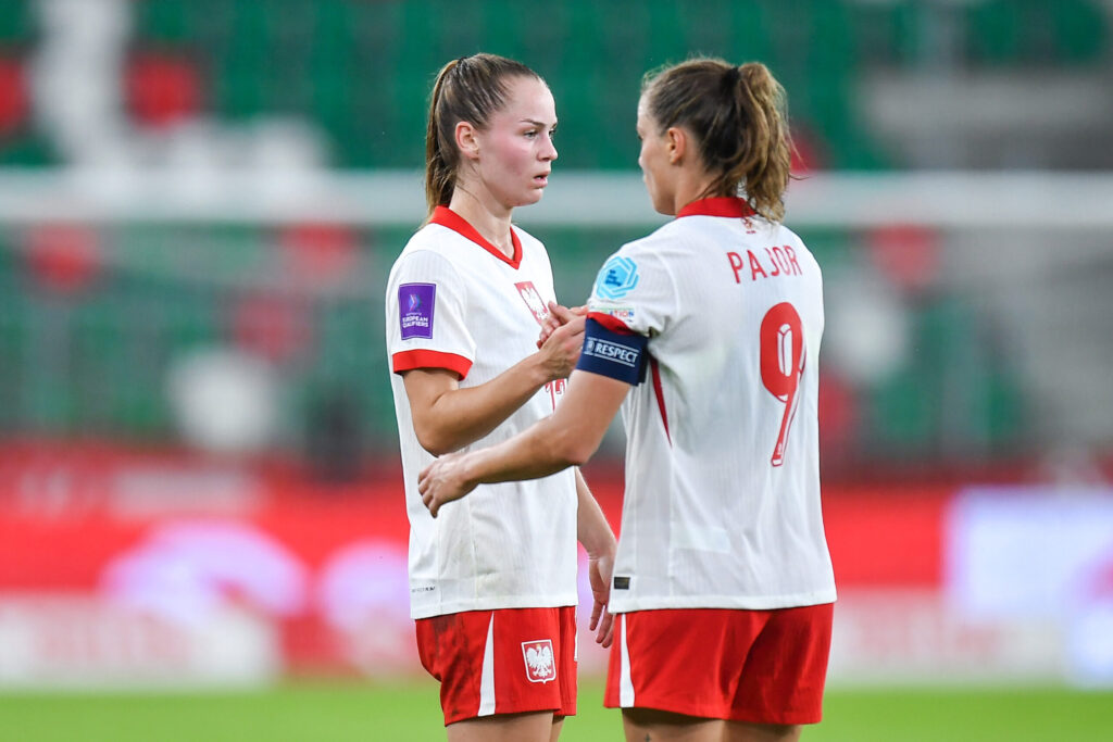 2024.07.16 Sosnowiec
Pilka nozna Kobiet Eliminacje do Mistrzostw Europy 2025
Polska - Islandia
N/z Martyna Brodzik, Ewa Pajor
Foto Marcin Bulanda / PressFocus

2024.07.16 Sosnowiec
Football European Women Qualifiers Championship 2025 Poland - Iceland
Polska - Islandia
Martyna Brodzik, Ewa Pajor
Credit: Marcin Bulanda / PressFocus