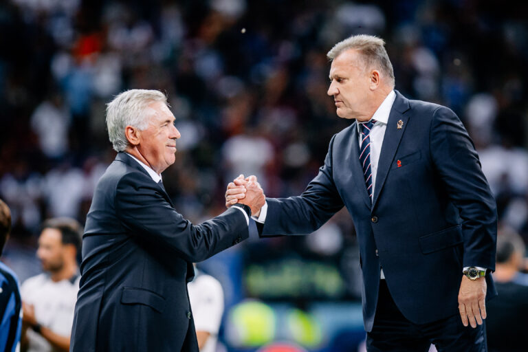 2024.08.14 Warszawa
Pilka nozna, Superpuchar UEFA
Real Madryt - Atalanta Bergamo
N/z coach trener Carlo Ancelotti Cezary Kulesza
Foto Mateusz Porzucek PressFocus
2024.08.14 Warszawa
Football, UEFA Super Cup 2024/2025
Real Madrid Atalanta
Real Madryt - Atalanta Bergamo
coach trener Carlo Ancelotti Cezary Kulesza
Credit: Mateusz Porzucek PressFocus