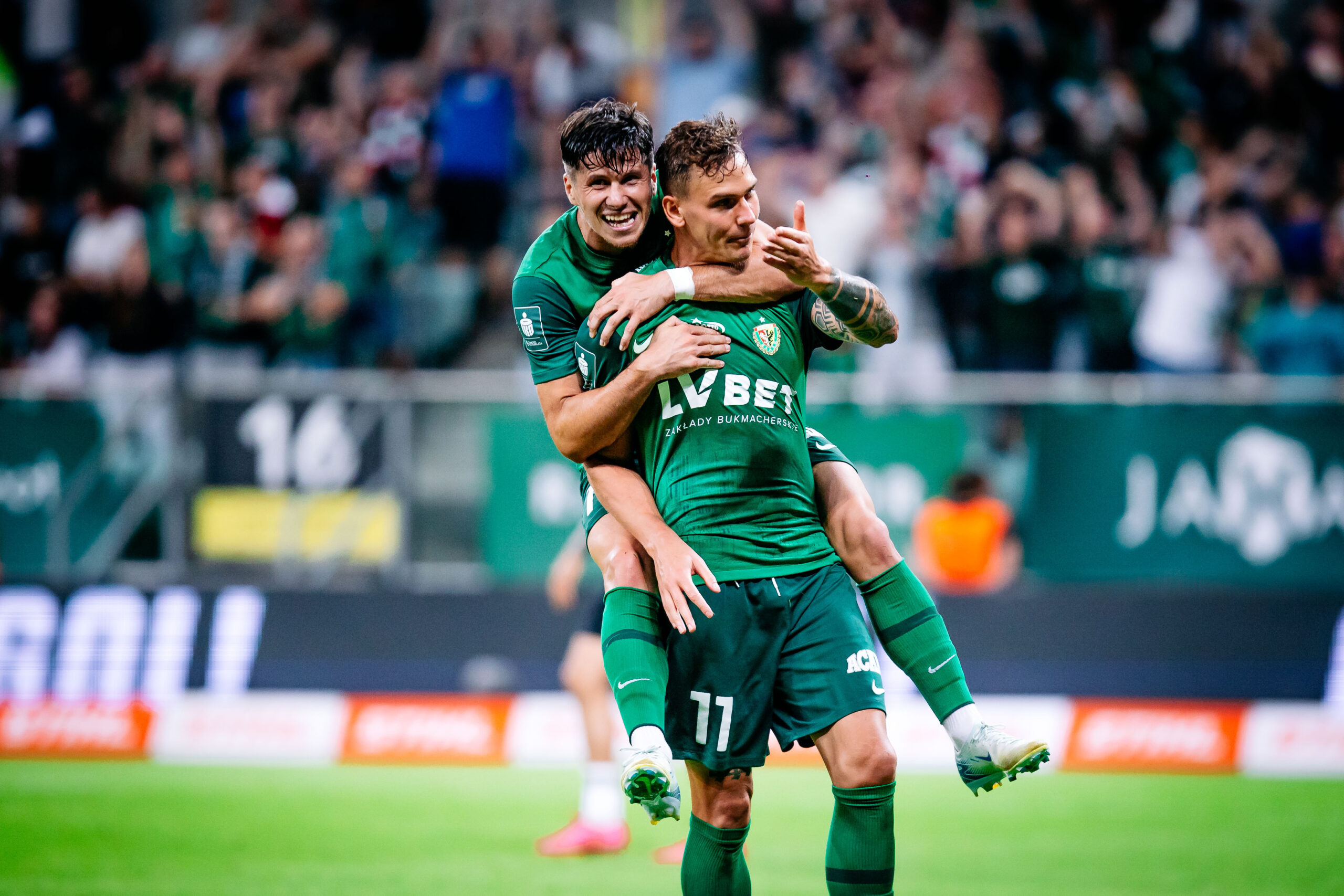 2024.08.25 Wroclaw
Pilka nozna, PKO Ekstraklasa sezon 2024/2025
Slask Wroclaw - Legia Warszawa
N/z radosc po nieuznanej bramce golu Petr Schwarz Sebastian Musiolik
Foto Mateusz Porzucek PressFocus

2024.08.25 Wroclaw
Football PKO Ekstraklasa season 2024/2025
Slask Wroclaw - Legia Warszawa
radosc po nieuznanej bramce golu Petr Schwarz Sebastian Musiolik
Credit: Mateusz Porzucek PressFocus