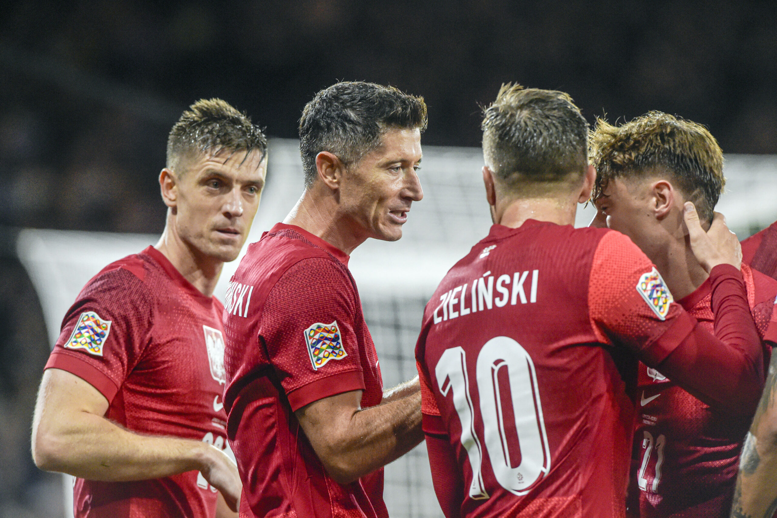 Robert Lewandowski of Poland celebrates his goal with teammates during the UEFA Nations League Group A match at Hampden Park, Glasgow
Picture by Jamie Johnston/Focus Images Ltd 07714373795
05/09/2024
2024.09.05 Glasgow
Pilka nozna, UEFA Liga Narodow
Szkocja - Polska
Foto Jamie Johnston/Focus Images/MB Media/PressFocus

!!! POLAND ONLY !!!