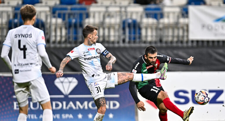 2024.09.30 Rzeszow
Pilka nozna Betclic 1 Liga sezon 2024/2025
Stal Rzeszow - GKS Tychy
N/z Bartosz Spiaczka
Foto Lukasz Sobala / PressFocus

2024.09.30 Rzeszow
Football Polish First League season 2024/2025
Stal Rzeszow - GKS Tychy
Bartosz Spiaczka
Credit: Lukasz Sobala / PressFocus