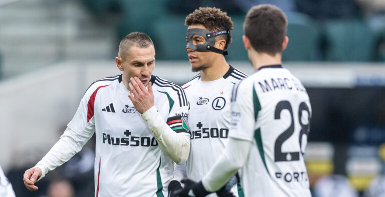 2025.03.02 Warszawa
pilka nozna PKO Ekstraklasa sezon 2024/2025
Legia Warszawa - Slask Wroclaw
N/z Artur Jedrzejczyk (Legia), Steve Kapuadi (Legia), Marc Gual (Legia)
Foto Tomasz Jastrzebowski / Foto Olimpik / PressFocus

2025.03.02 Warszawa
Football - Polish PKO Ekstraklasa season 2024/2025
Legia Warszawa - Slask Wroclaw
Artur Jedrzejczyk (Legia), Steve Kapuadi (Legia), Marc Gual (Legia)
Credit: Tomasz Jastrzebowski / Foto Olimpik / PressFocus