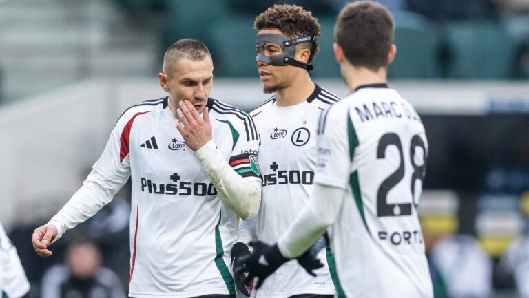2025.03.02 Warszawa
pilka nozna PKO Ekstraklasa sezon 2024/2025
Legia Warszawa - Slask Wroclaw
N/z Artur Jedrzejczyk (Legia), Steve Kapuadi (Legia), Marc Gual (Legia)
Foto Tomasz Jastrzebowski / Foto Olimpik / PressFocus

2025.03.02 Warszawa
Football - Polish PKO Ekstraklasa season 2024/2025
Legia Warszawa - Slask Wroclaw
Artur Jedrzejczyk (Legia), Steve Kapuadi (Legia), Marc Gual (Legia)
Credit: Tomasz Jastrzebowski / Foto Olimpik / PressFocus