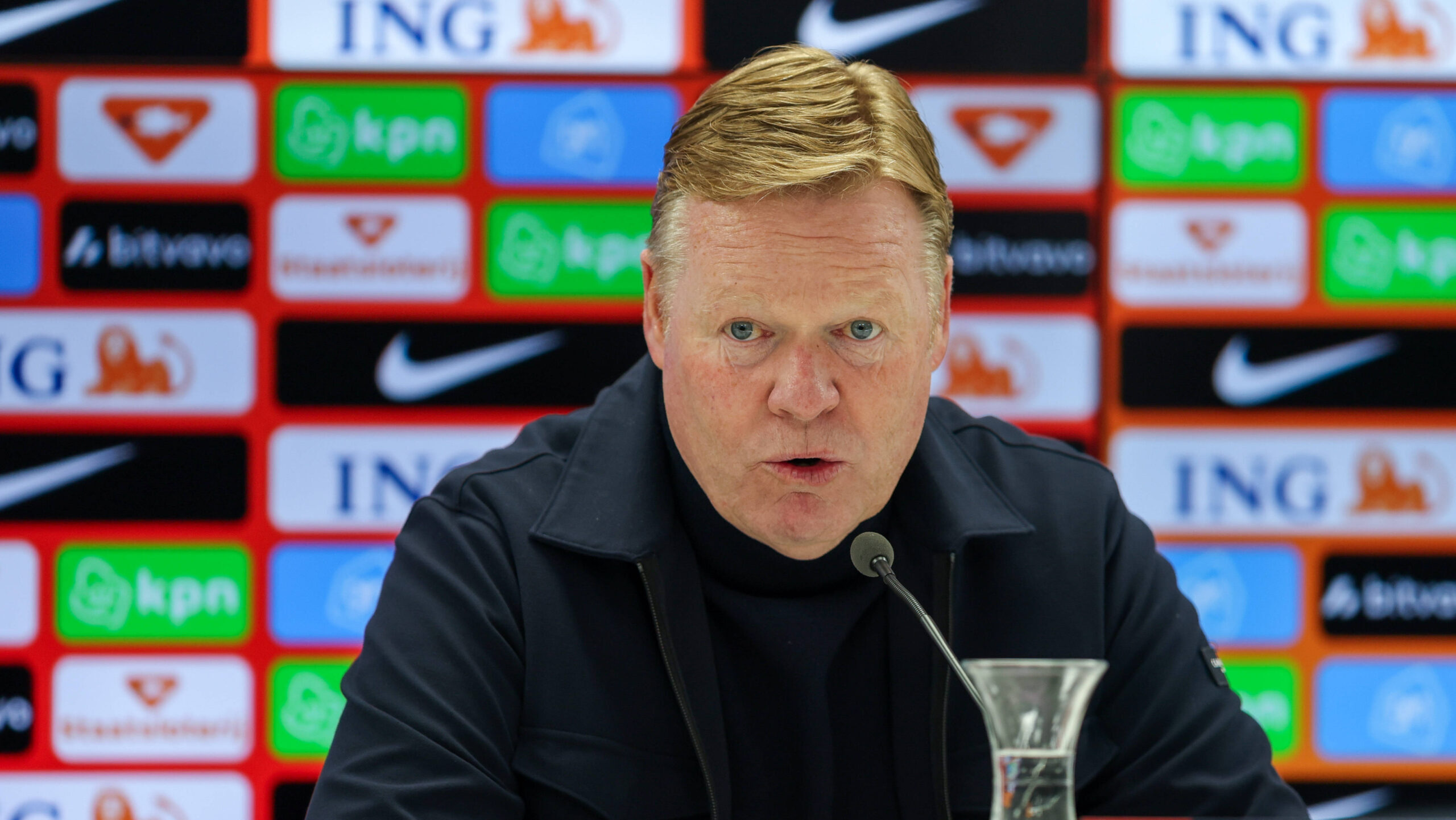 2025-03-20 Netherlands v Spain - UEFA Nations League Quarter Final 1st leg ROTTERDAM, NETHERLANDS - MARCH 20: Headcoach Ronald Koeman of Netherlands during the press conference, PK, Pressekonferenz during the UEFA Nations League Quarter Final 1st leg match between Netherlands and Spain at Stadion Feijenoord on March 20, 2025 in Rotterdam, Netherlands. Rotterdam Stadion Feijenoord Netherlands Content not available for redistribution in The Netherlands directly or indirectly through any third parties. Copyright: xHansxvanxderxValkx
2025.03.20 Rotterdam
pilka nozna , Liga Narodow UEFA
Holandia - Hiszpania
Foto IMAGO/PressFocus

!!! POLAND ONLY !!!