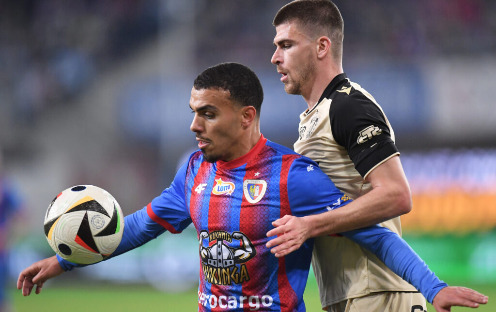 2025.03.28 Gliwice
Pilka nozna PKO BP Ekstraklasa Sezon 2024/2025
Piast Gliwice - Widzew Lodz
N/z Akim Zedadka Samuel Kozlovsky
Foto Norbert Barczyk / PressFocus

2025.03.28 Gliwice
Football Polish PKO BP Ekstraklasa League Season 2024/2025
Akim Zedadka Samuel Kozlovsky
Credit: Norbert Barczyk / PressFocus