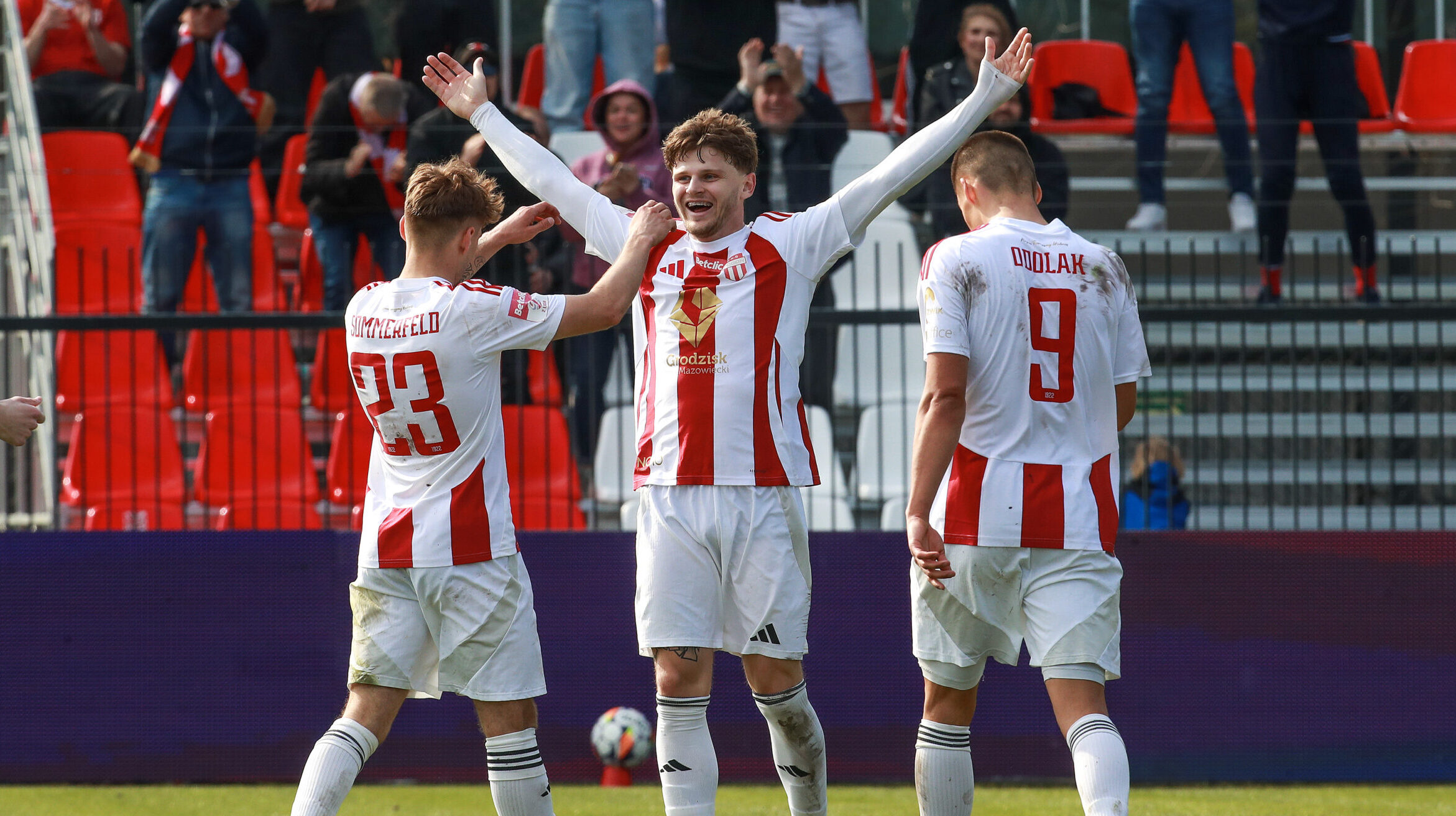 2025.03.29 Grodzisk Mazowiecki
Pilka nozna Betclic 2 Liga sezon 2024/2025 
Pogon Grodzisk Mazowiecki - Wieczysta Krakow
N/z  Nikodem Niski radosc gol bramka
Foto Artur Kraszewski / PressFocus 

2025.03.29 Grodzisk Mazowiecki
Football Polish Betclic 2 League Season 2024/2025 
Pogon Grodzisk Mazowiecki - Wieczysta Krakow
Nikodem Niski
Credit: Artur Kraszewski / PressFocus