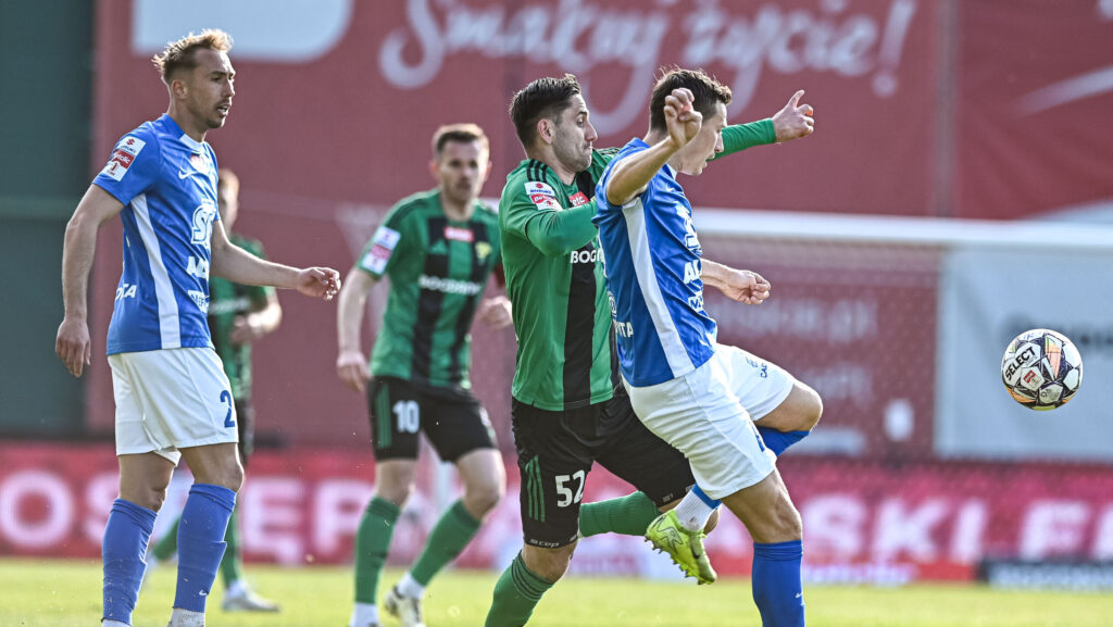 2025.03.29 Leczna Pilka Nozna Betclic 1 Liga Sezon 2024/2025 Gornik Leczna - Ruch Chorzow N/z Dominik Preisler Damian Warchol Foto Kacper Pacocha / PressFocus

2025.03.29 Leczna Football Polish First League Betclic Season 2024/2025 Gornik Leczna - Ruch Chorzow

Credit: Kacper Pacocha / PressFocus