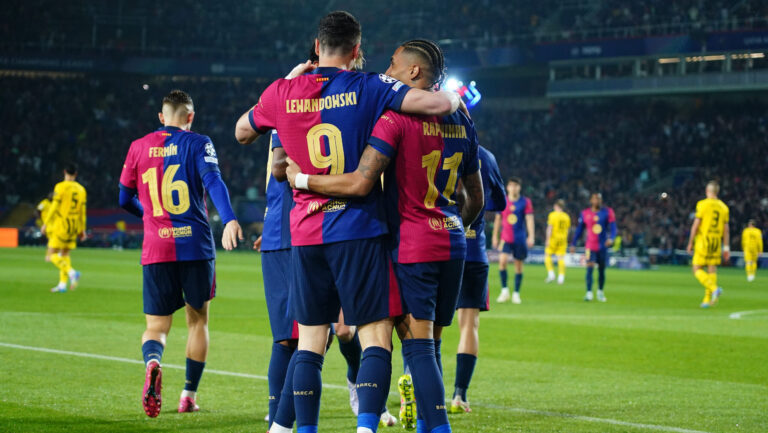 Robert Lewandowski of FC Barcelona celebrates after scoring goal with his teammates Raphael Dias Belloli Raphinha and Lamine Yamal of FC Barcelona during the UEFA Champions League match, Quarter-Finals, firs leg, between FC Barcelona and Borussia Dortmund played at Lluis Companys Stadium on April 9 2025 in Barcelona Spain. (Photo by Bagu Blanco / PRESSINPHOTO)
2025.04.10 Barcelona
pilka nozna liga Mistrzow
FC Barcelona - Borussia Dortmund
Foto pressinphoto/SIPA USA/PressFocus

!!! POLAND ONLY !!!