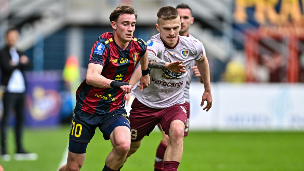 2025.04.13 Gliwice
Pilka nozna PKO Ekstraklasa sezon 2024/2025
Piast Gliwice - Pogon Szczecin
N/z Adrian Przyborek Maciej Rosolek
Foto Lukasz Sobala / PressFocus

2025.04.13 Gliwice
Football Polish League PKO Ekstraklasa season 2024/2025
Piast Gliwice - Pogon Szczecin
Adrian Przyborek Maciej Rosolek
Credit: Lukasz Sobala / PressFocus